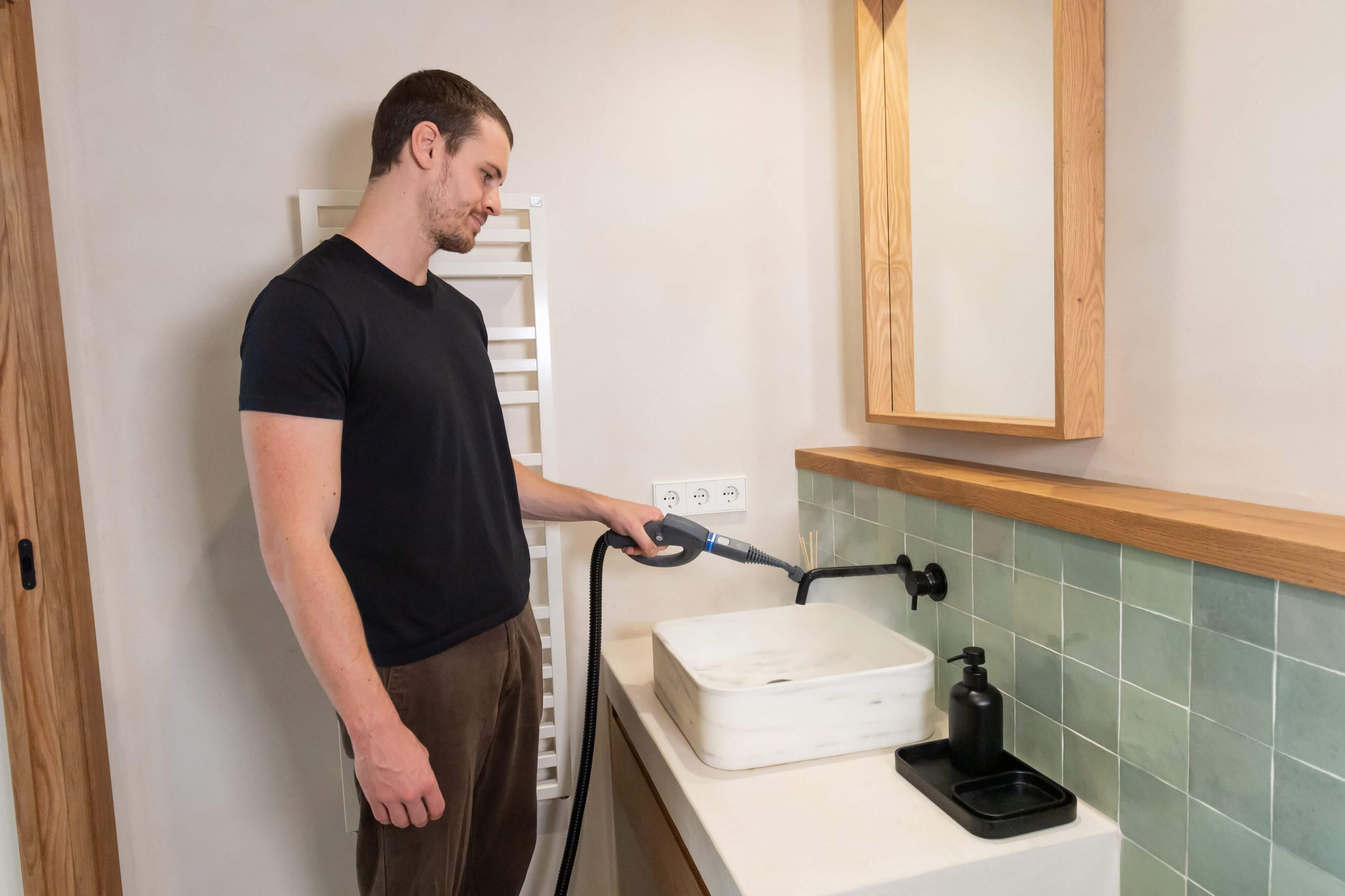 Stoomreiniger voor de badkamer