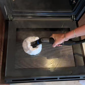 Techweise TS2 Performance stoomreiniger reinigt de oven met hete stoom